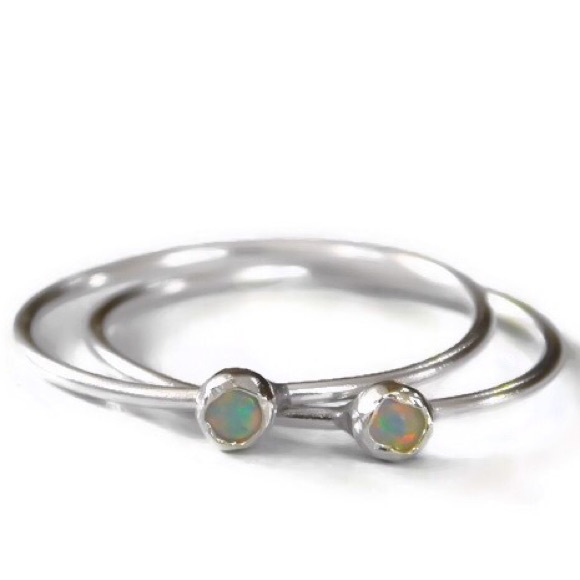 Set of 2 925 sterling silver fire opal stackers - Picture 5 of 8